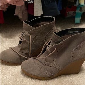 Mia suede wedge boots, taupe